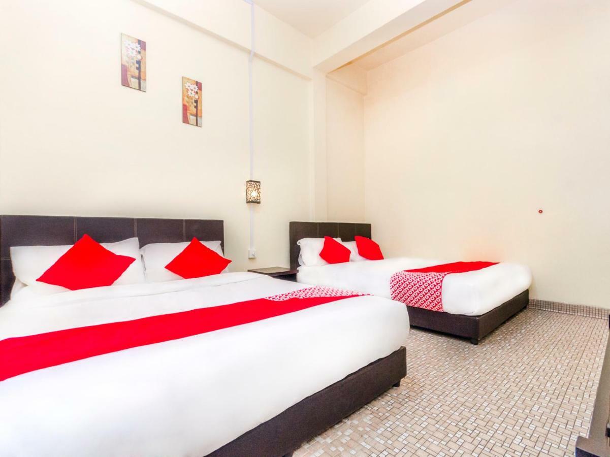 Oyo 703 Myra Hotel Mersing Exterior photo