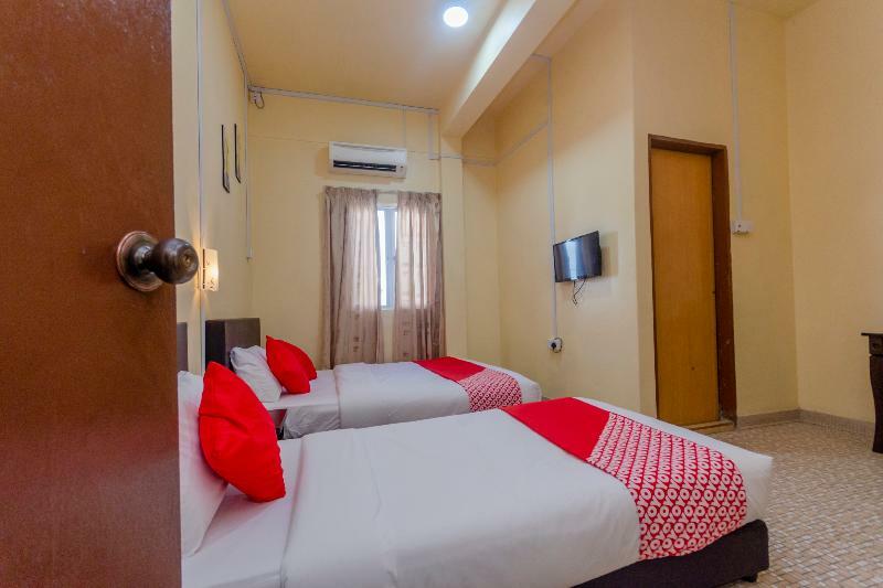 Oyo 703 Myra Hotel Mersing Exterior photo