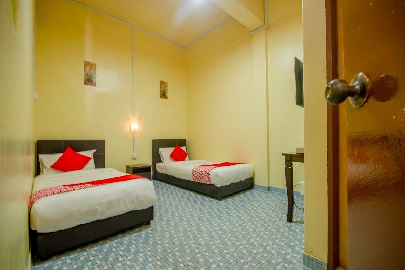 Oyo 703 Myra Hotel Mersing Exterior photo